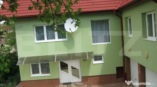 Casa individuala, 546 mp, 8 camere, 2 garaje, 2096 mp teren,