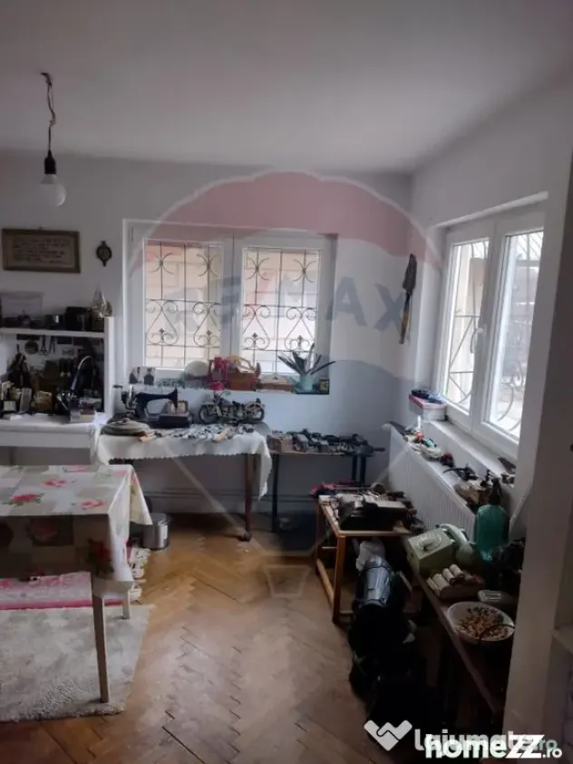 VanzareCasă 6 camere teren 1000mp Bâldana Tărtășeșt...