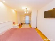 VILA CU TEREN GENEROS DE VANZARE/SCHIMB CU CASA 