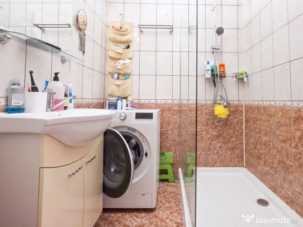 Apartament 2 camere Calea Griviței–1 Mai Metrou-vedere...