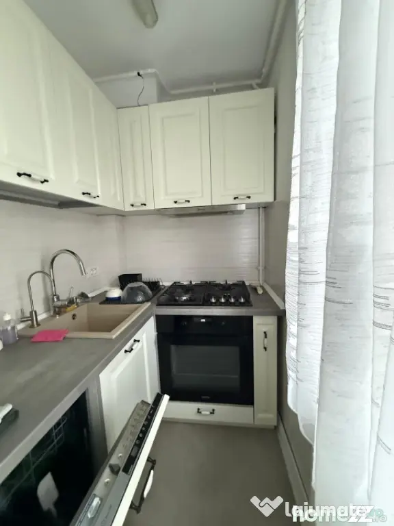 Apartament 3 camere, 75 mp, zona Cornițoiu - Craiova (Dolj)