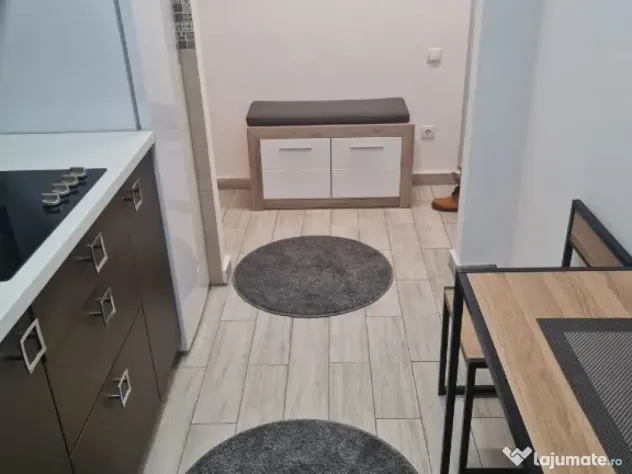 Garsoniera situata in zona Universitaii