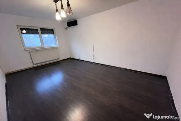 Apartament 3 camere decomandat, 71.84 mp, zona 1 Mai