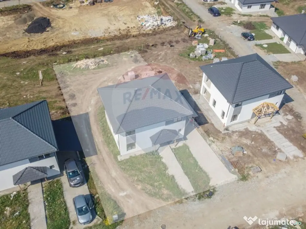 Casa cu 4 camere de vanzare, Jucu de Sus, Frasinului Nr.6...