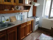 Apartament 3 camere, decomandat - zona Tractorul 