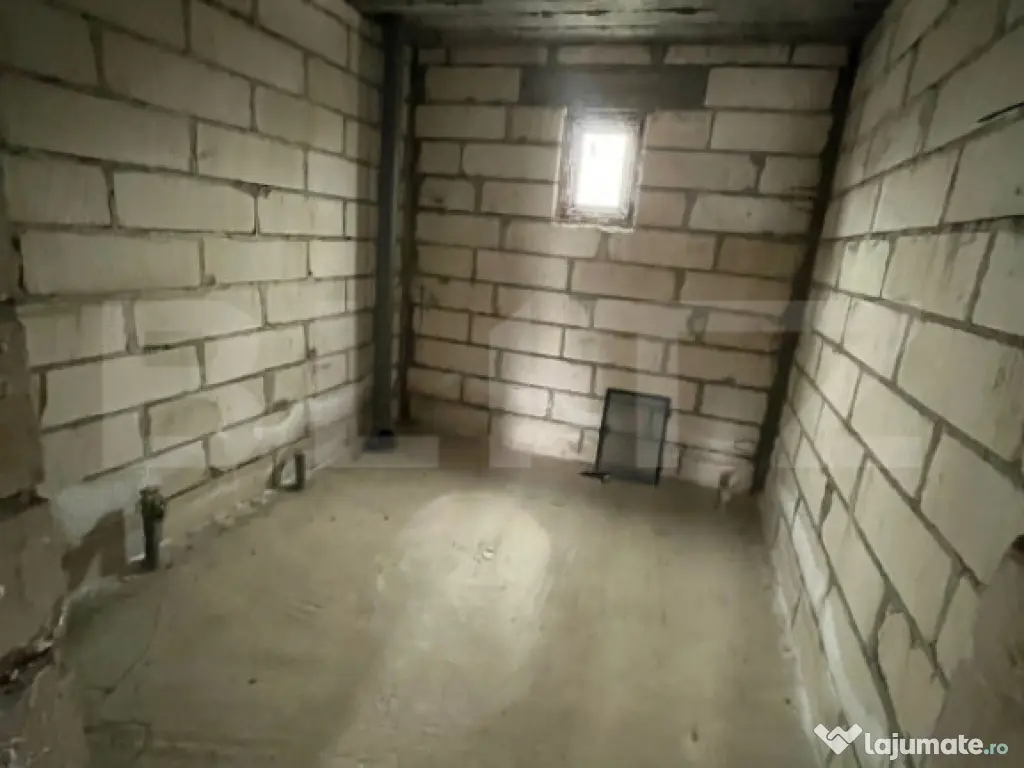 Casă la roșu P+E, 90 mp, teren 500 mp, localitate Decinden