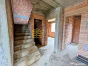 Casă singur în curte – Mureș – Ernei 