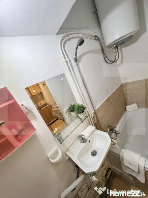 Garsonieră 21,25 mp – mobilată și utilată