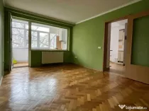 Apartament cu 3 camere in Centru