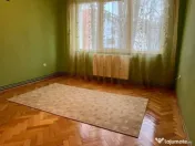 Apartament cu 3 camere in Centru 