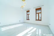 Apartament 2 camere parter înalt, amenajat complet. 