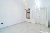 Apartament 2 camere parter înalt, amenajat complet. 