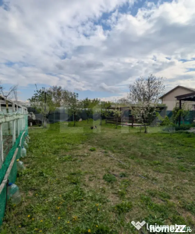 Casă P+M solidă, cu teren generos, 179 mp, zona Exterior S - Racari (Dambovita)