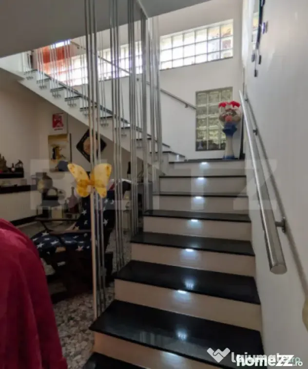 Casă P+M solidă, cu teren generos, 179 mp, zona Exterior S - Racari (Dambovita)