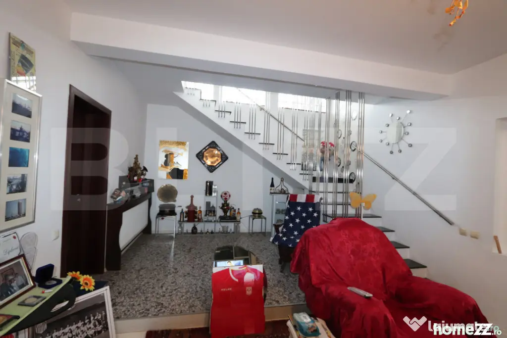 Casă P+M solidă, cu teren generos, 179 mp, zona Exterior S - Racari (Dambovita)