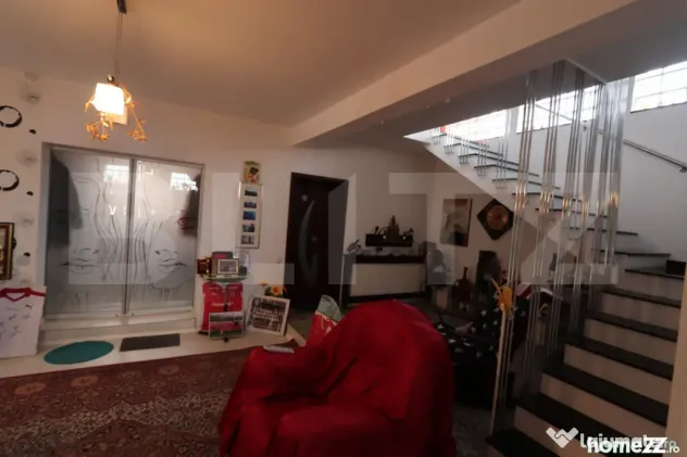 Casă P+M solidă, cu teren generos, 179 mp, zona Exterior S - Racari (Dambovita)
