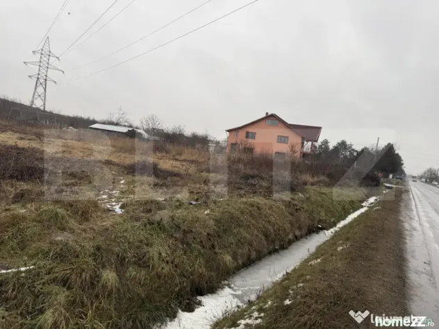 Teren intravilan, 1.049 mp, zona Priseaca - Targoviste (Dambovita)