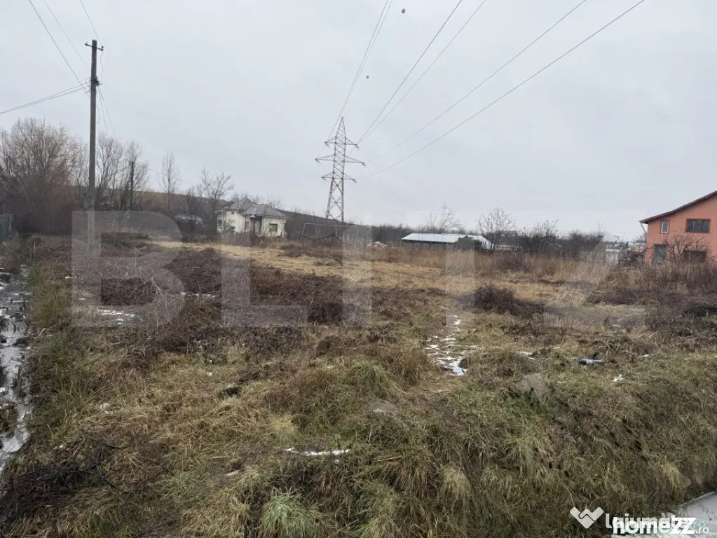 Teren intravilan, 1.049 mp, zona Priseaca - Targoviste (Dambovita)