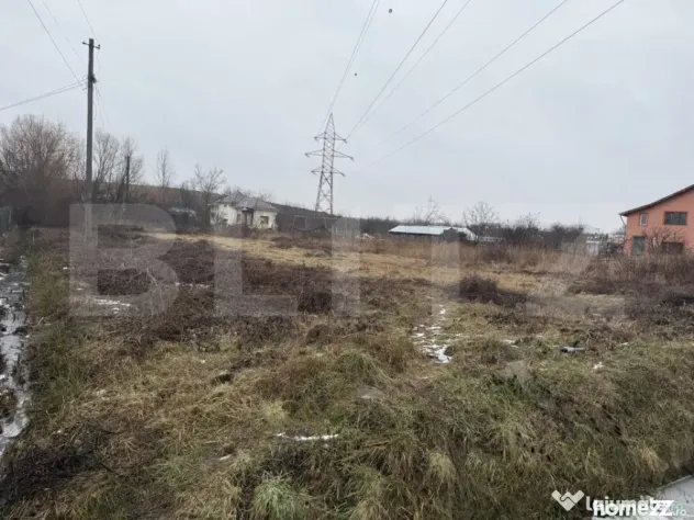 Teren intravilan, 1.049 mp, zona Priseaca - Targoviste (Dambovita)