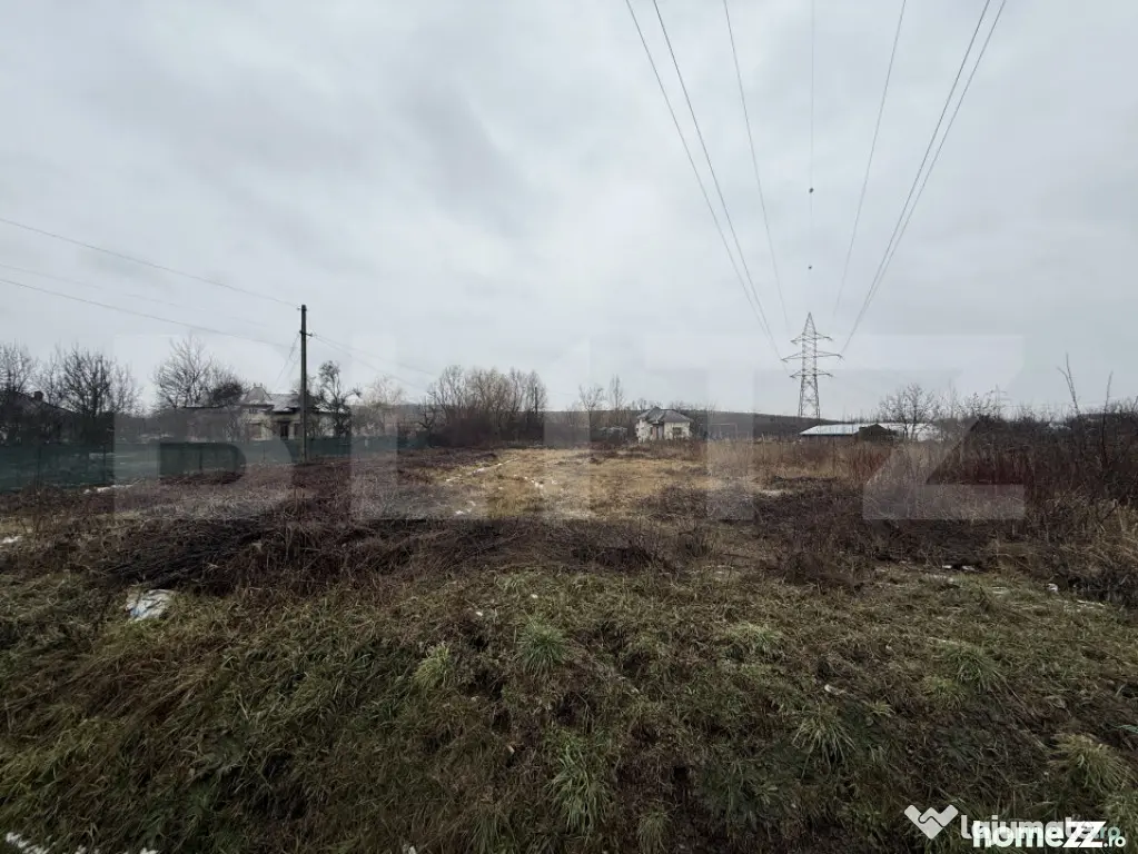 Teren intravilan, 1.049 mp, zona Priseaca - Targoviste (Dambovita)
