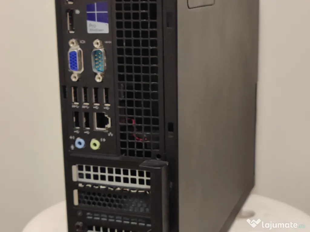Dell Optiplex 7020 SFF + Monitor + Tastatura si mouse Dell