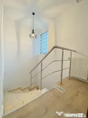 Casa P+M cu teren 162 mp - situata pe malul lacului Fundeni