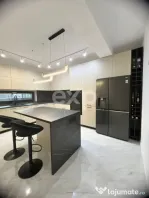 Casă modernă 4 camere – Calea Campulung, Pitești