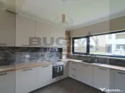 Casa de inchiriat in Dezmir, ansamblu privat 