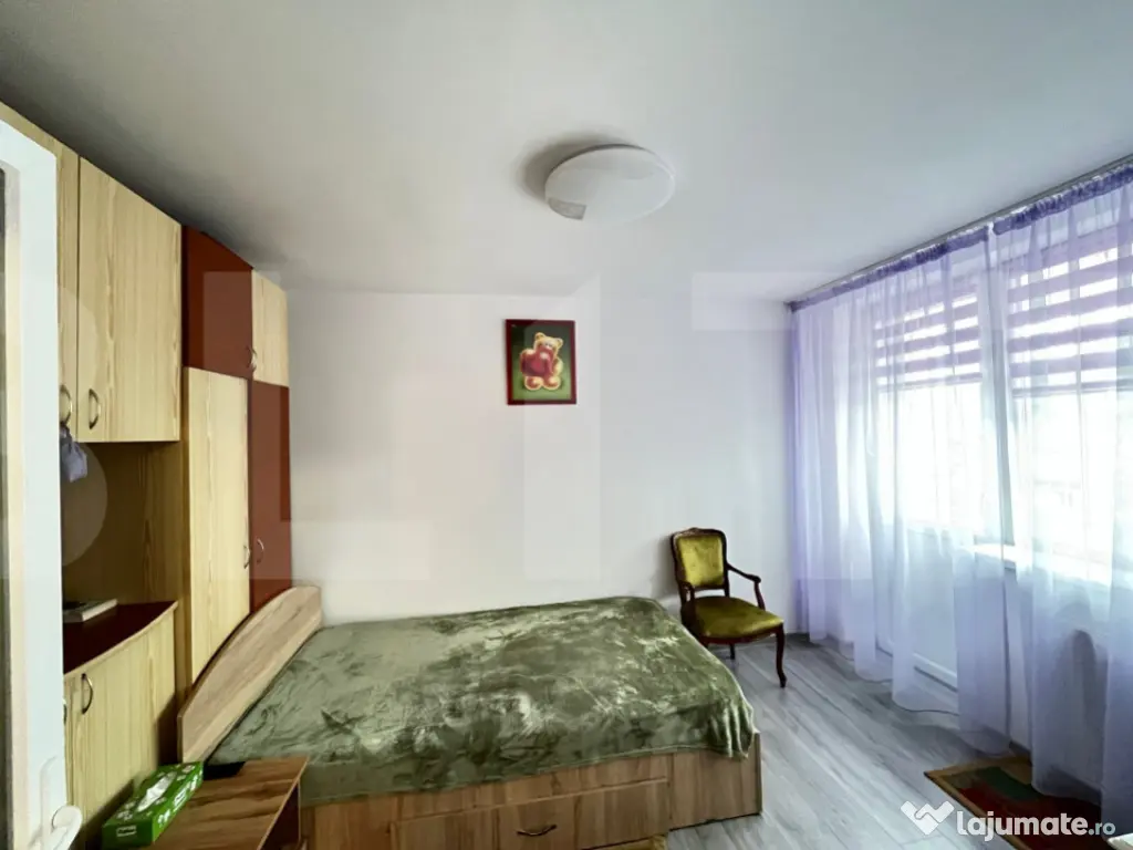Apartament de vanzare, 2 camere – Săveni, etaj 2, zonă c
