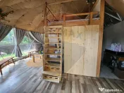 LOCATIE DEOSEBITA - Miron Costin 