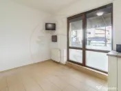 Apartament decomandat cu curte proprie de 170 mp 