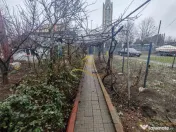 Vand casa batraneasca + Teren –zona REPUBLICII, Bacau, ... 