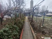 Vand casa batraneasca + Teren –zona REPUBLICII, Bacau, comision 0