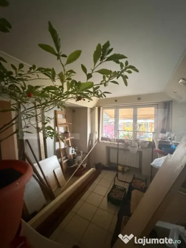 Casa spatioasa de inchiriat, 259 mp, zona Bereasca