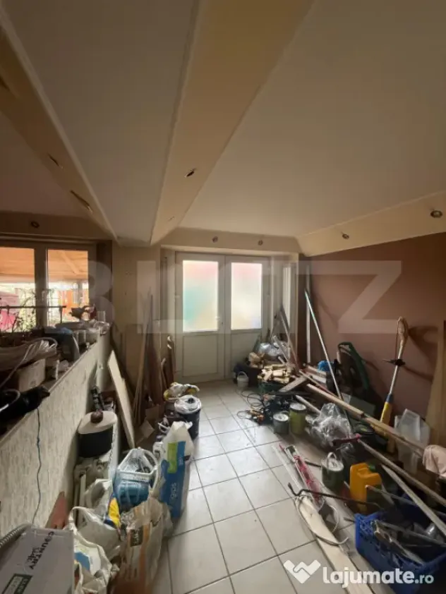 Casa spatioasa de inchiriat, 259 mp, zona Bereasca