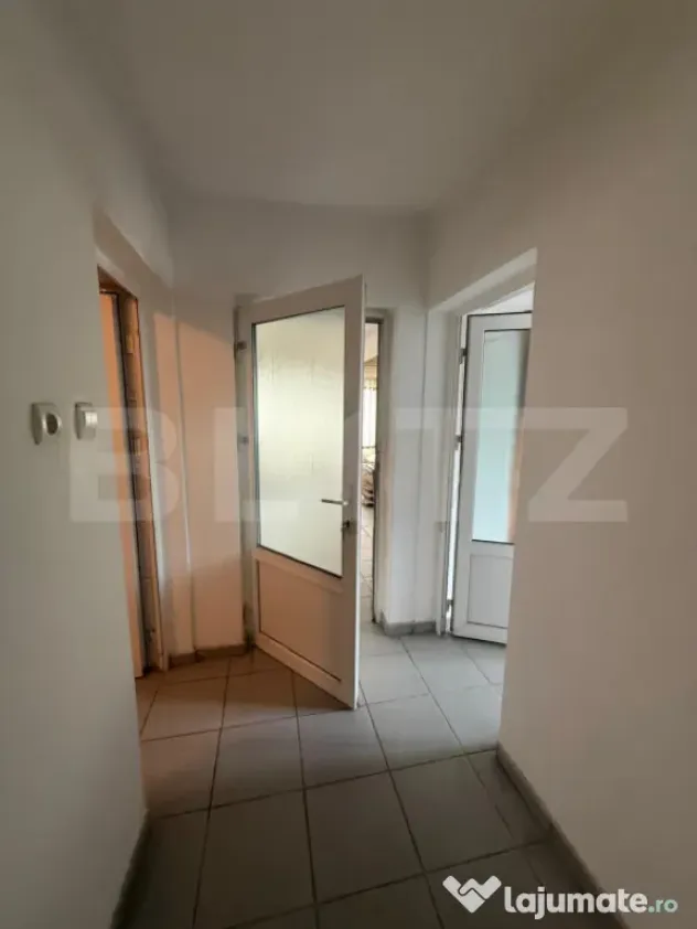 Casa spatioasa de inchiriat, 259 mp, zona Bereasca