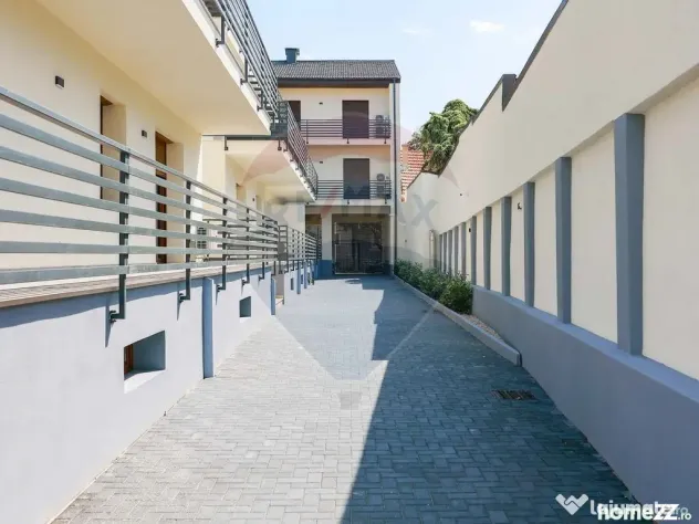 Spațiu comercial open space de vânzare, 102 mp, ultrace...