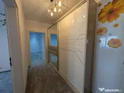 Renovat, 2 camere decomandate - 64 mp , etaj intermediar, No 