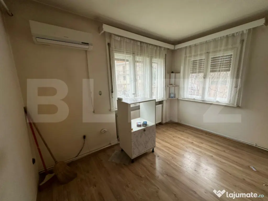 Oportunitate investițională: Casă cu subsol, parter, etaj