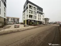 Spatiu comercial parter de bloc, Ploiesti, Albert.