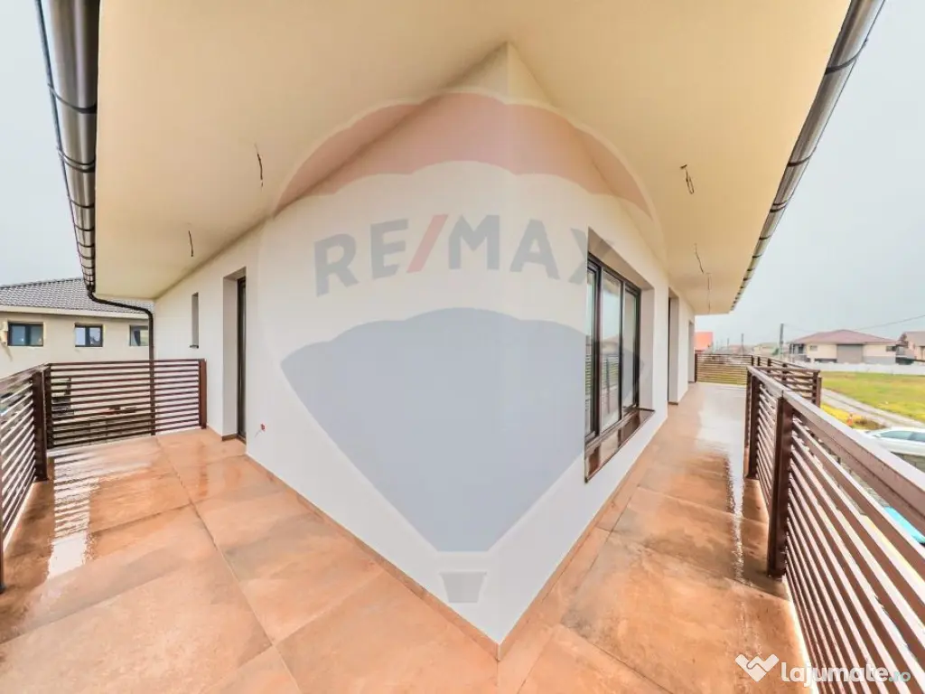 Vilă de Lux 358 mp – Ideal Rezidențial sau Sediu Firm...