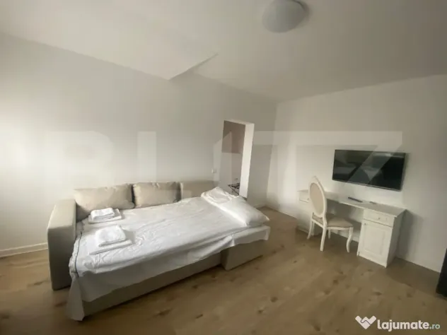 Apartamente 3 camere, 60 mp, zona Ghiroda