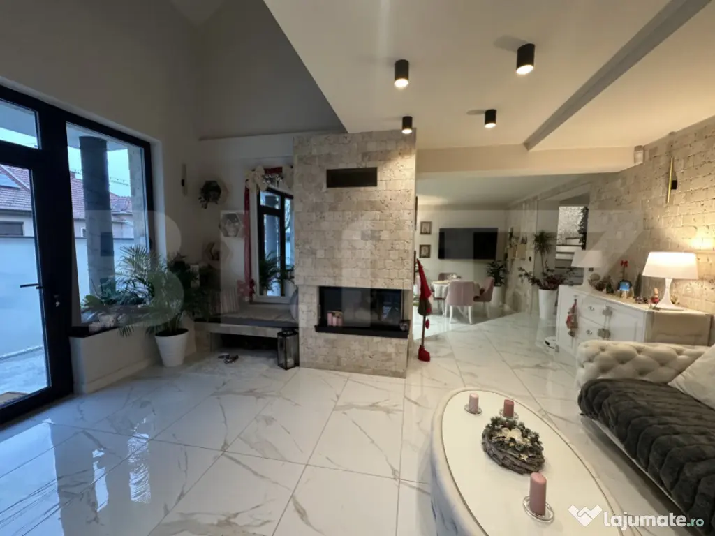 Casă de vânzare, 298 mp, zona Titulescu