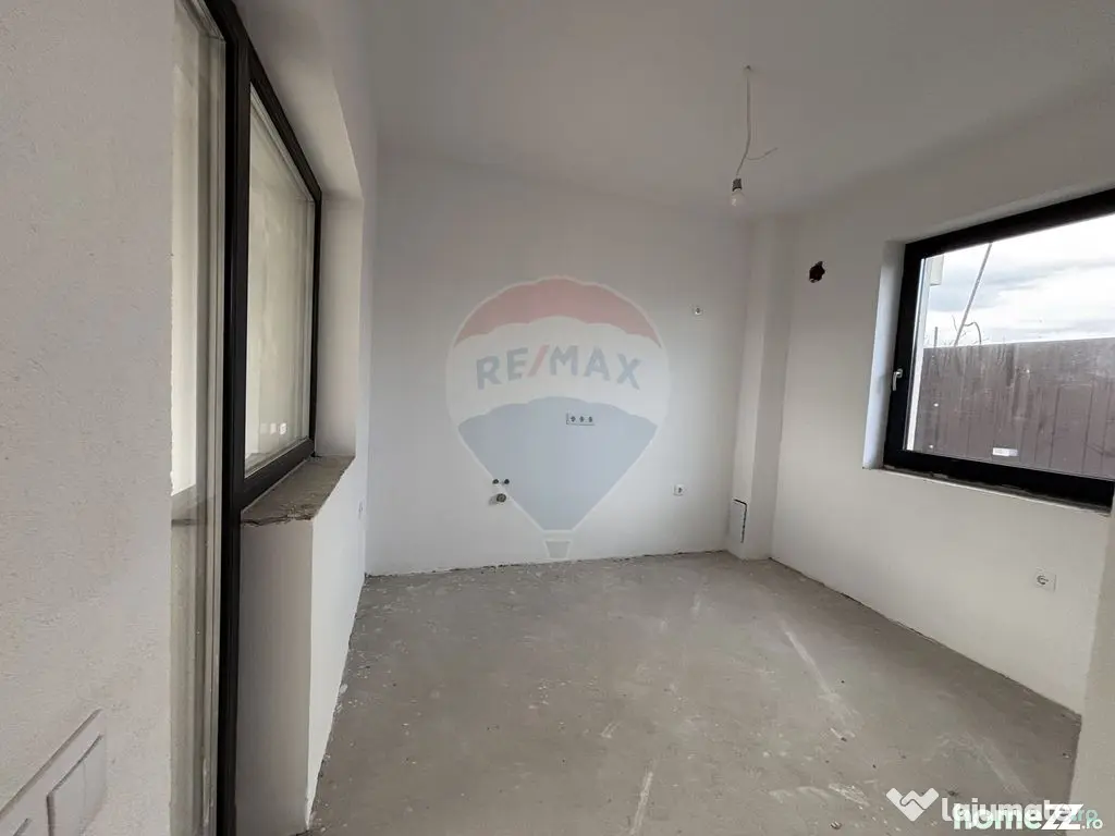 Casă / Vilă cu 4 camere de vânzare