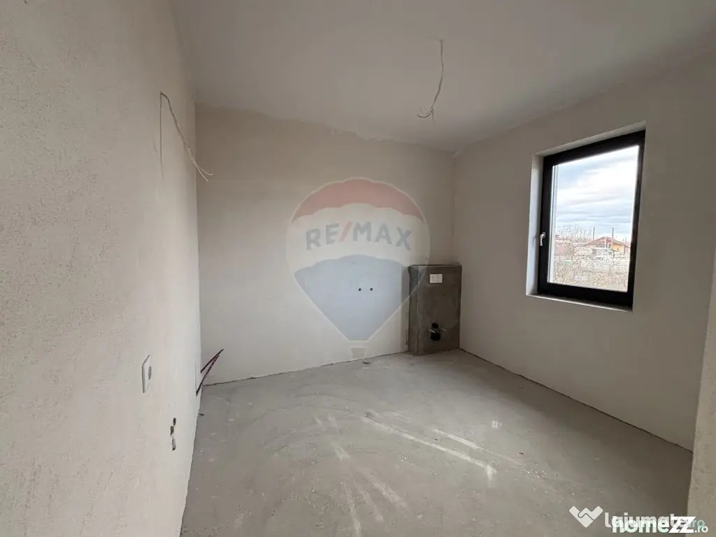 Casă / Vilă cu 4 camere de vânzare