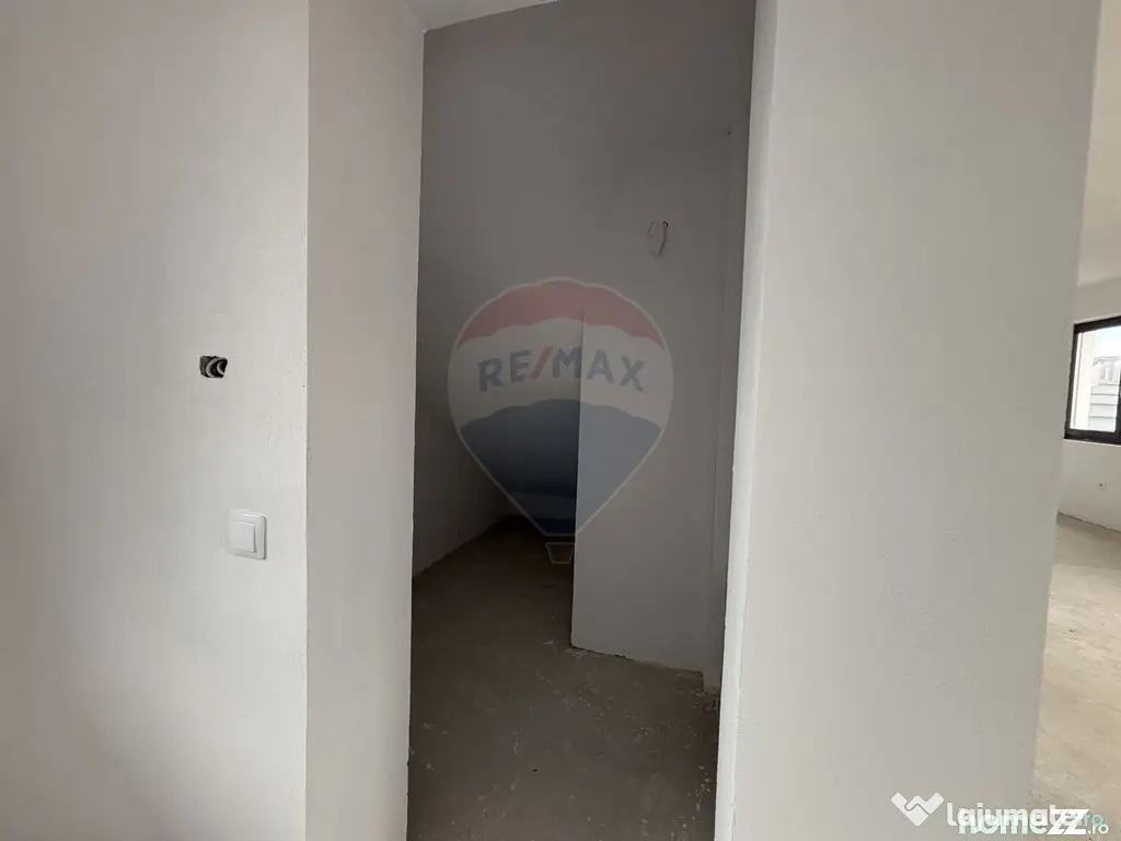 Casă / Vilă cu 4 camere de vânzare