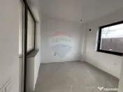 Casă / Vilă cu 4 camere de vânzare 