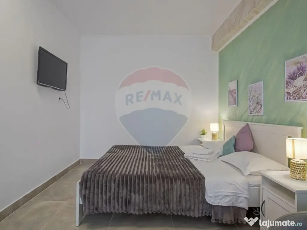 Vila cu 9 dormitoare şi 7 băi în Stupini, Brașov