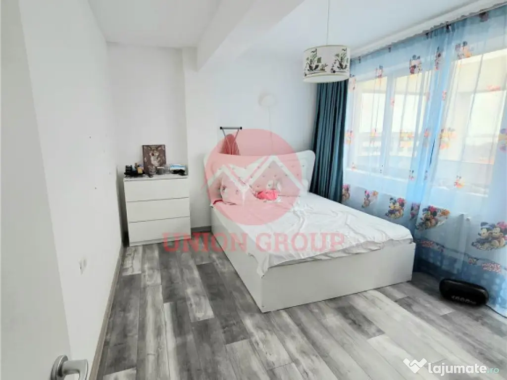 Apartament 3 Camere, Decomandat, Palazu Mare