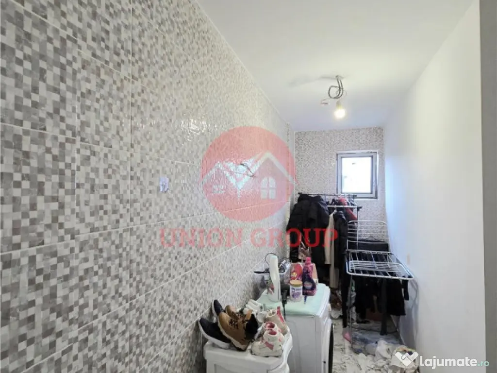 Apartament 3 Camere, Decomandat, Palazu Mare